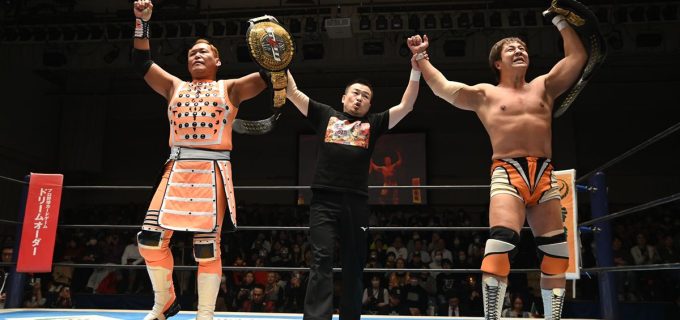 【新日本】満員の後楽園で小島聡のラリアット炸裂！ OKUMURAとのタッグでMLW世界タッグ王座死守「キャリア34年にしてこんなに充実した、こんなに素晴らしい気持ちはないよ！」