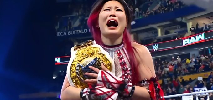 【WWE】“快挙”イヨ・スカイが女子世界王座を奪取し、女子グランドスラムを達成「どんな時でもあきらめずに努力すれば、夢は必ず叶う」