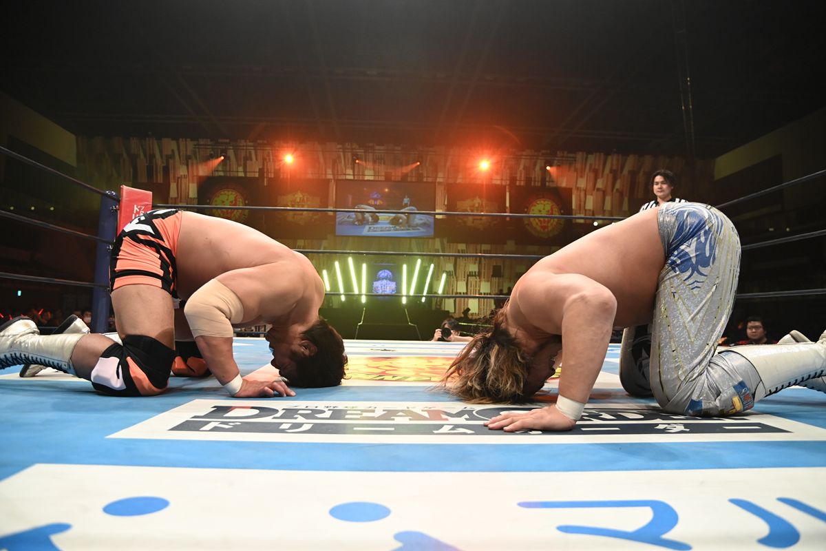 新日本】棚橋弘至が小島聡とのラストシングルに勝利!感謝の座礼 新日本】棚橋弘至が小島聡とのラストシングルに勝利!感謝の座礼