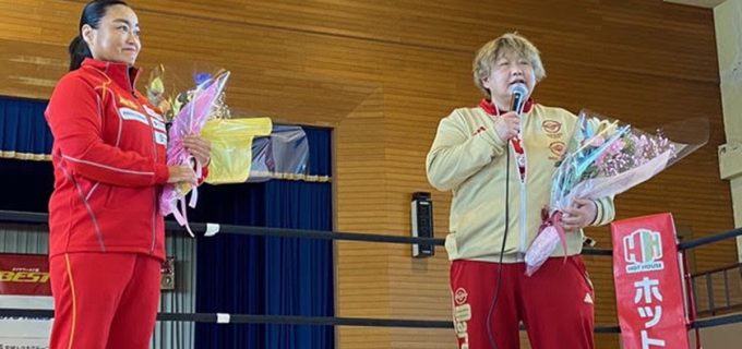 【仙女】佐渡島大会、地元のスポーツ振興に貢献、小学生にサッカーボールや寄付金を贈呈