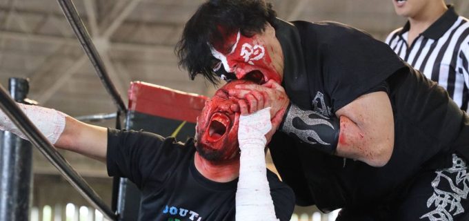 【FMWE】万博で活況の大阪にグレート・ニタ出現。スピニング・トーホールドを毒霧で逆転！