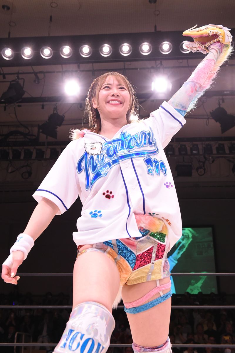 スターダム 岩谷麻優