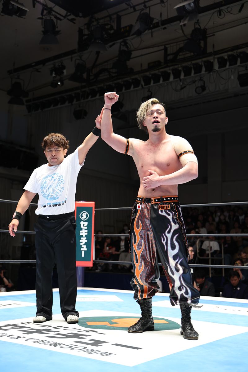 新日本】藤田晃生がワトを破り『BOSJ』3連勝「文句ナシだろ