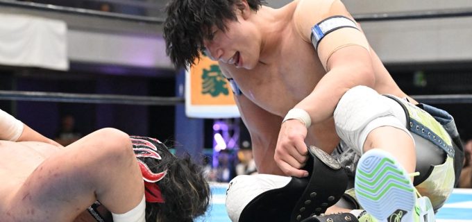 【新日本】『BOSJ』YOHがデスペラードを締め落とす激勝「昔から大っ嫌いだったんだよ。でも、それはさっきまでの話」