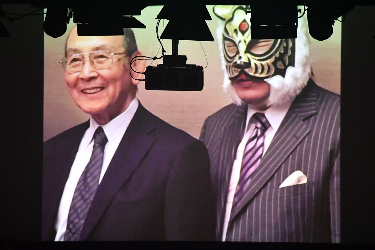 SSPW】新間寿氏追悼興行で初代タイガーマスクが奇跡のリングイン！前田