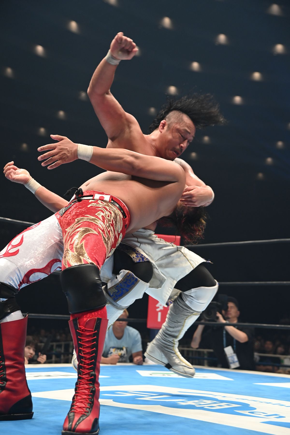 下剋上·裏切り·抗争 俺たちの新日本プロレス全面対抗戦 俺たちの新