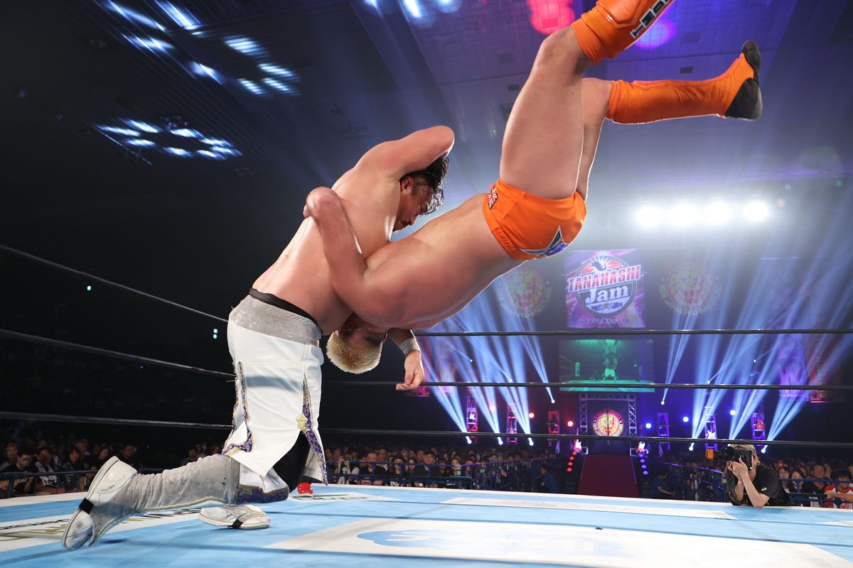新日本】ザックが後藤撃破でIWGP世界ヘビー再戴冠「この手を離れ