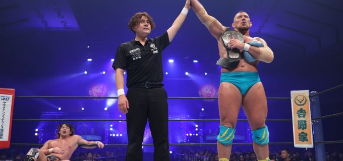 【新日本】王者ボルチン、怪物パワーで大岩を圧殺しG1初白星「今日はお母さんの誕生日、笑顔で電話して次の試合に向けて頑張ります」