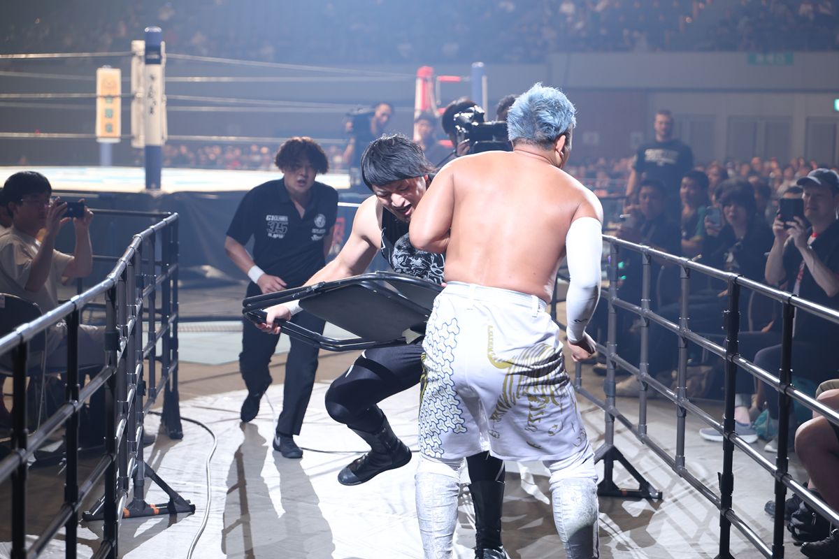 新日本】YOSHI-HASHI、知略で無法を制す！成田を86秒殺、非情報