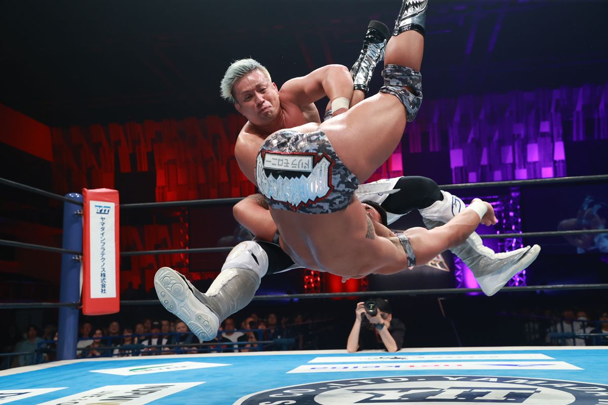 YOSHI-HASHI 選手 キラコイン (CHAOS) 新日本】YOSHI-HASHIがモロニー撃破し破竹の3連勝でBブロック