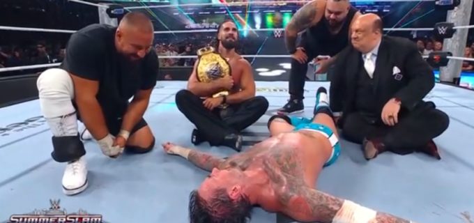 【WWE】CMパンク、12年半ぶりの王座戴冠は僅か5分の夢…負傷欠場のセス・ロリンズ、衝撃の王座強奪劇！