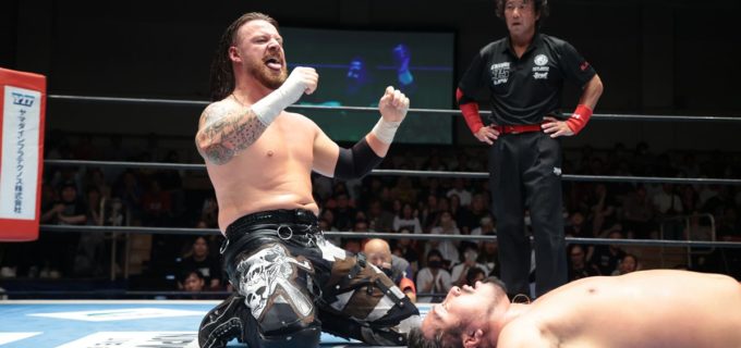 【新日本】デビッド・フィンレーが崖っぷちから意地の勝利！辻陽太を撃破し望みを繋ぐ「お前らは『G1 CLIMAX』史上最高のカムバックを目にしているのだ」