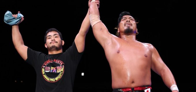 【新日本】鷹木信悟、成田蓮の策を退け『G1』Bブロック生き残り！最後はウィスキーミストで悪党を“消毒”「俺は諦めねえ」