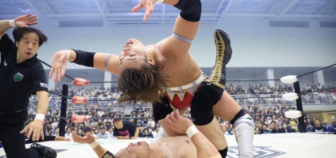 【ノア】潮崎豪、7か月ぶり復帰戦は黒星も…笑顔で語った本当の勝利「自分の足で試合してリングを降りる、それができた」