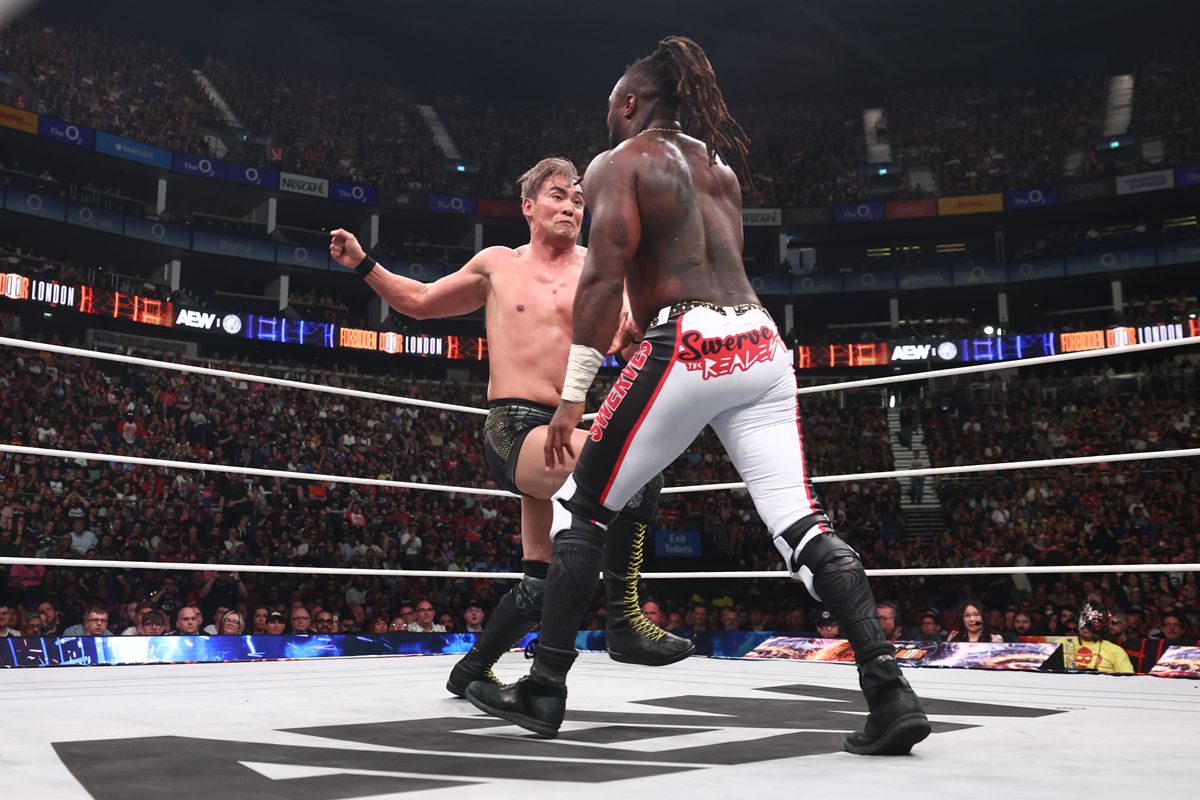 AEW x NJPW】オカダ・カズチカがスワーブとの死闘制し王座防衛