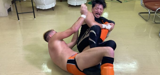 【新日本】IWGP世界＆ジュニアタッグ、ダブル前哨戦は憎悪激化！H.O.T.が勝利強奪、試合後も止まらぬ大乱闘！