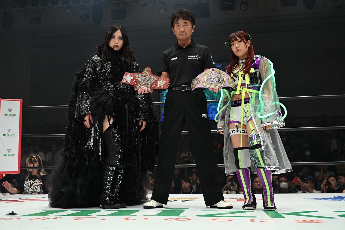 【激レア】 スターダム　STARDOM　上谷沙弥　11/30お渡し会ポートレート Amazon.co.jp: スターダム 直筆サイン入り ポートレート 上谷沙弥 会場