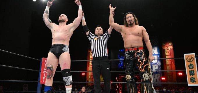 【新日本】辻陽太＆ゲイブ・キッド、H.O.T.のお株を奪う“噛みつき”返しで3連敗へ追い込む！“WAR BLASTER”炸裂で『WTL』2勝目「これからどんどん上がっていくぜ」