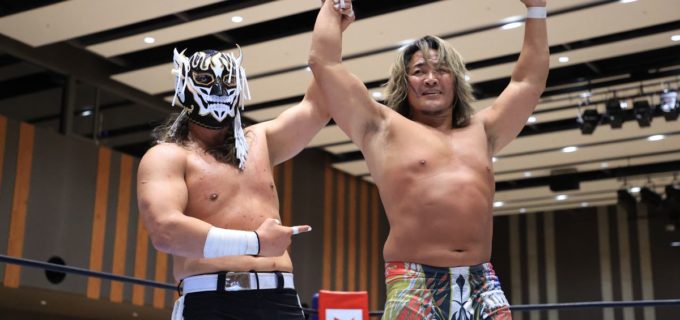 【新日本】棚橋弘至、涙の地方巡業ラストマッチ！ 宇都宮でデスペラード撃破、エアギター3連発で別れを惜しむ「東京ドームまで、あと一つ。ちょっくら、全力で盛り上げてきます」