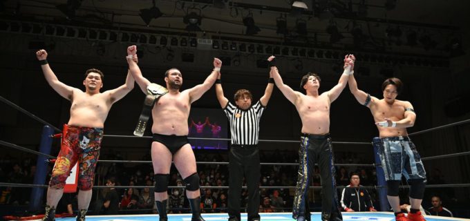 【新日本】ワトが王者DOUKIから3カウント奪取！禁断の鉄パイプ殴打でIWGPジュニア挑戦を強烈アピール！！ウルフは成田を圧倒