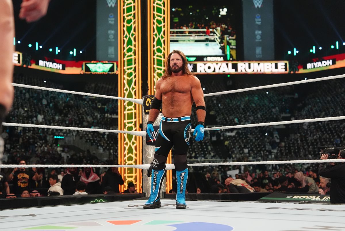 WWE】AJスタイルズ、サウジの地で失神KO…“皇帝”グンターに介錯されWWE