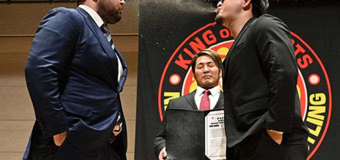 【新日本】成田蓮、調印式でウルフアロンに水噴射の暴挙！ 王者は動じず「勝ち続けるのが強さ」2.11大阪NEVER戦