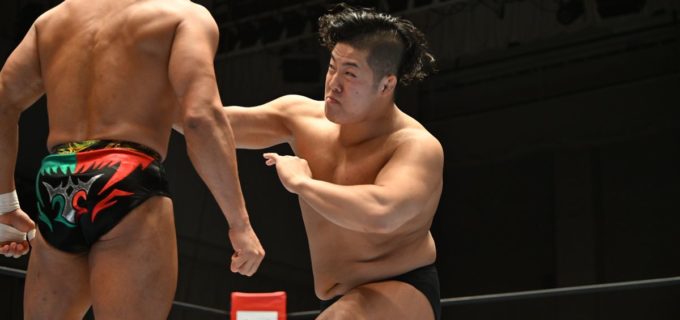 【新日本】嘉藤匠馬、ティタンの洗礼に沈むも握手は拒絶！ メキシコ修行へ向けた若獅子の剝き出しの反骨心