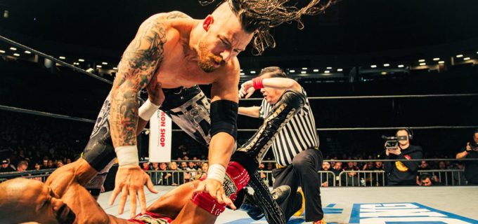 【新日本】去就注目のデビッド・フィンレーが米国で勝利！ 大歓声にマイク投げ捨て無言の幕引き、その真意は？