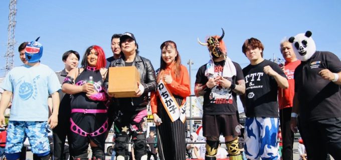 大仁田厚が血染めの電流爆破バットで大逆転！地元・佐藤嗣崇とのタッグで山梨の「イジメを爆破」