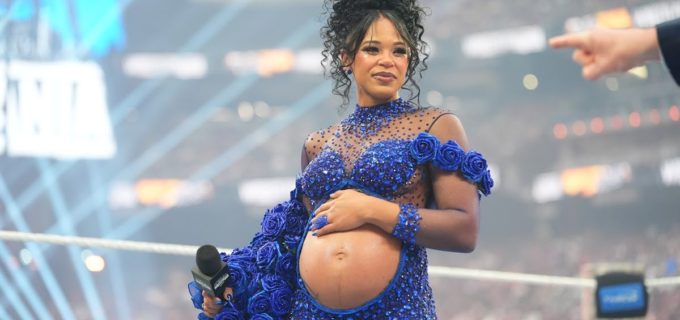 【WWE】ビアンカ・ベレアが1年ぶりのリングで第1子妊娠をサプライズ報告「もう1人観客を足したいと思うの」シナも粋な計らいで祝福