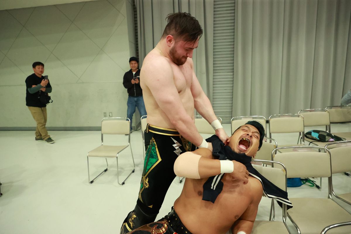 新日本】鷹木信悟が“スピード”で王者を圧倒！ IWGPヘビー級戦へ向け