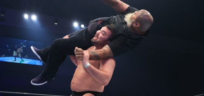 【新日本】1000万円の重圧と無法介入を粉砕！ ウルフアロンが巨獣ドン・ファレをアングルスラムで投げ切り雪辱果たす