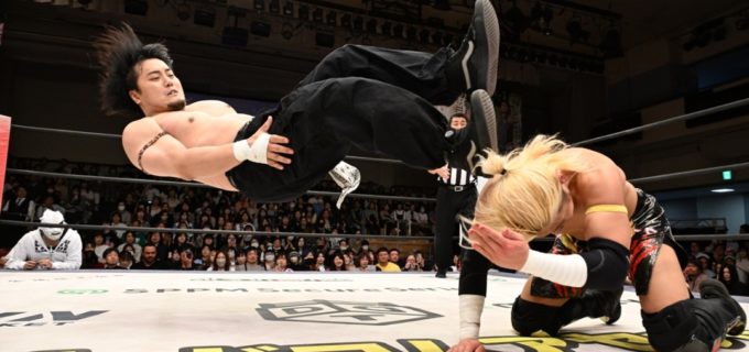 【DDT】MAOが“弟分”須見和馬との「KING OF DDT」1回戦で貫録勝ちし、フランスでのUNIVERSAL王座防衛戦を指令