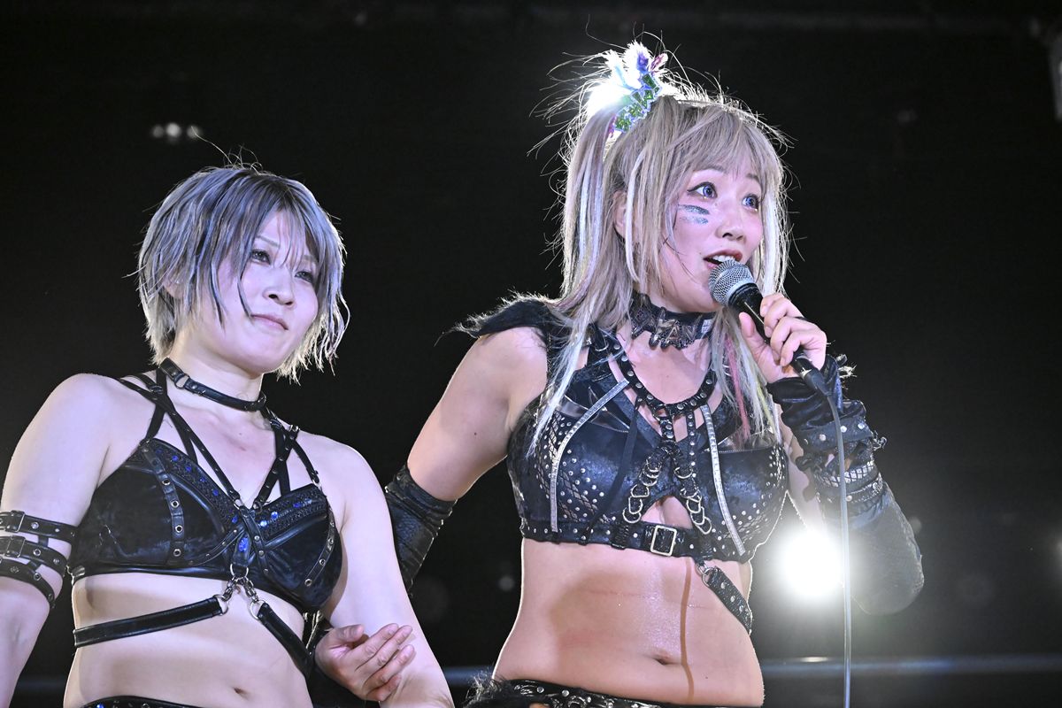 激レア　スターダム　オイモカブキ　安納サオリ＋ウナギサヤカ　Wサインポートレート 安納サオリ 直筆サイン入り スターダムポートレート(E-1) – 闘道館