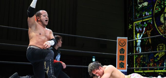 【新日本】51歳の葛西純が20歳の天才ニック・ウェインに貫禄勝ち「オレっちの全盛期は9年後だ」試合後にアキラがフォークで強襲！