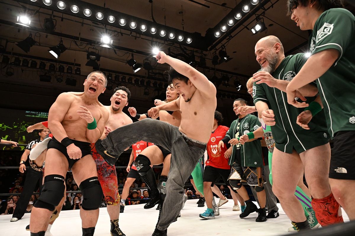 DDTvs新日本 一面対抗戦PART2～後編】サプライズ登場のTAKESHITAの奮闘