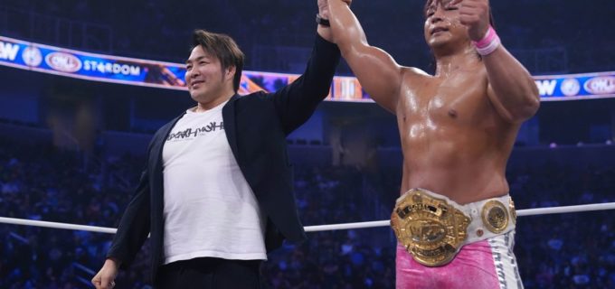 【新日本×AEW】激闘のPAC戦を制した海野翔太の前にジョン・モクスリーが出現！サンノゼのリングで緊迫の師弟視殺戦