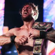 【新日本×AEW】血塗られた元盟友対決！オスプレイがストリックランドとの死闘を制し「オーエン・ハート杯」覇者に