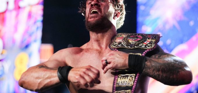 【新日本×AEW】血塗られた元盟友対決！オスプレイがストリックランドとの死闘を制し「オーエン・ハート杯」覇者に
