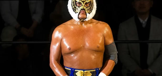 ​【新日本】タイガーマスクが31年のレスラー人生に幕！ 小柄な体で証明した「夢は実現する」マイクで明かした“一番寂しいこと”