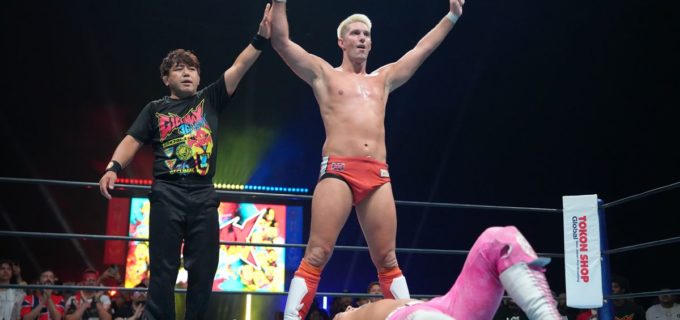 【新日本】「ざまあみろ、“ピンク頭”」ザック・セイバーJr.がシカゴ開幕戦で因縁の海野翔太を下し2度目の『G1』制覇へ好発進