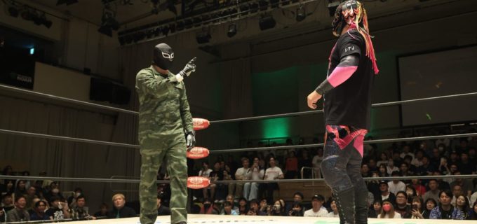 【ノア】後楽園ホールに謎の「迷彩男」乱入！丸藤正道をパワーボムでKOもL･T･J陣営は「知らない」と困惑